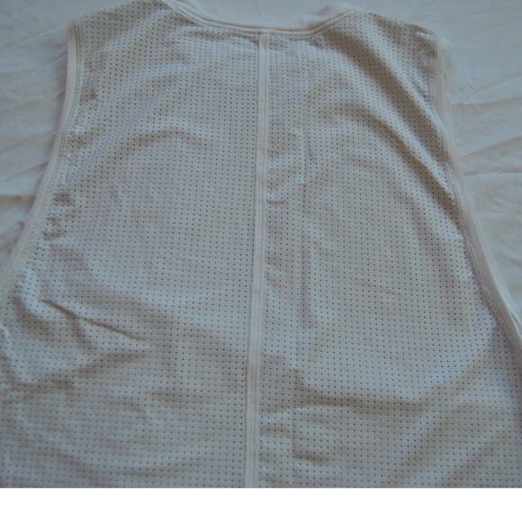 Lululemon Tank White - Picture 6 of 9